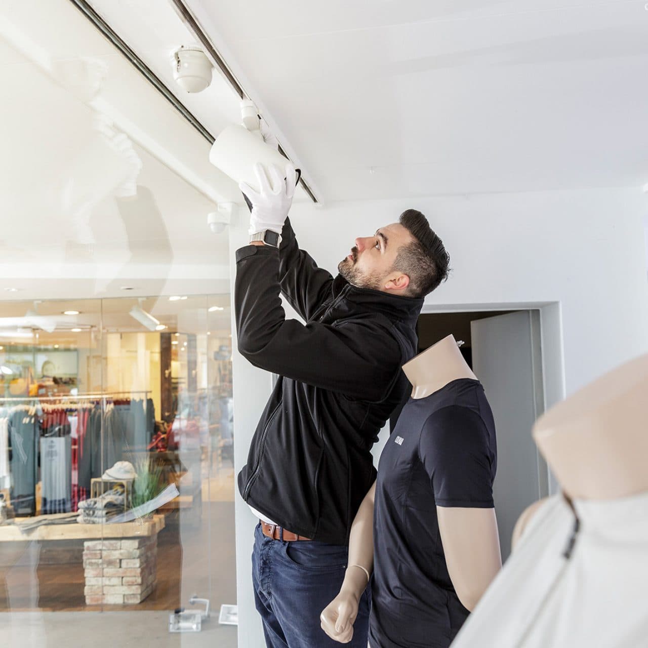 Ledxon Alptenstand Schaufenster Beleuchtung web