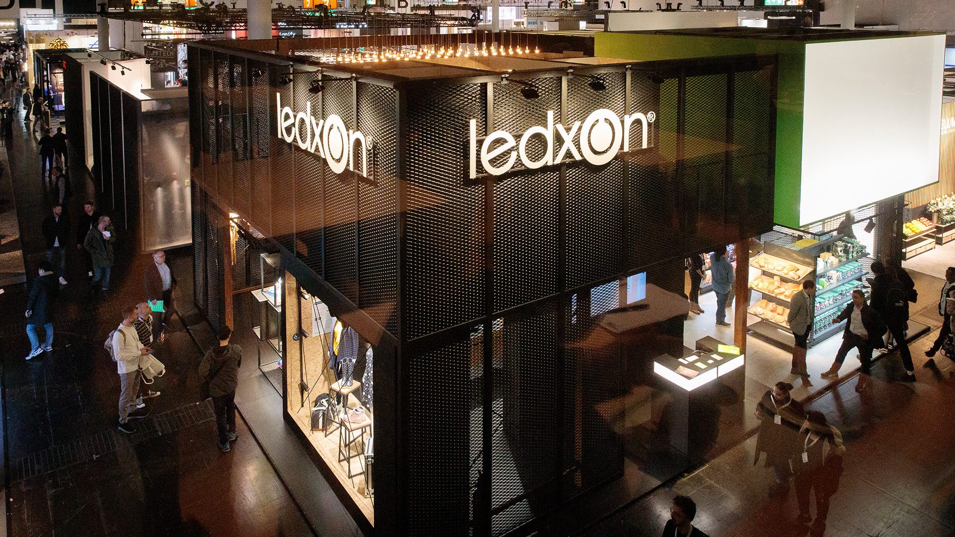 Ledxon Euroshop Messe web